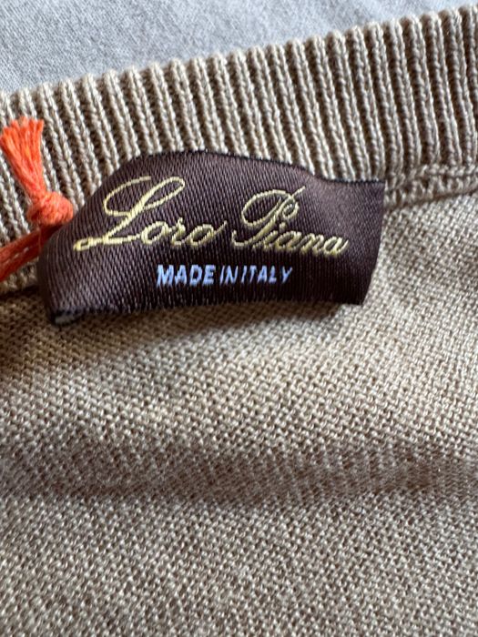 Loro Piana-Автентична чисто нова мъжка тениска номер Л