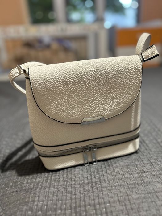 Дамски чанти отлично състояние