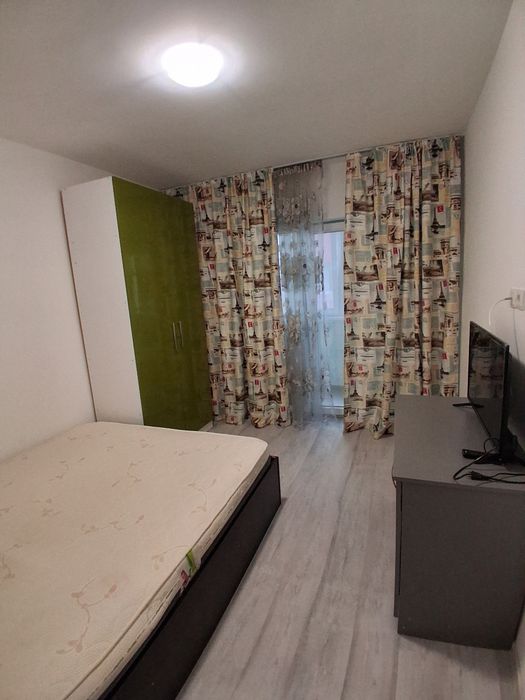 Închiriez apartament tip studio