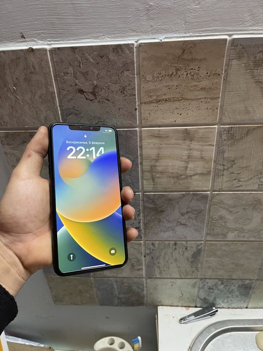 Продаю 11 про макс 256 гиг