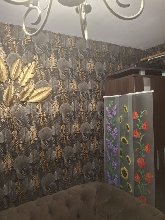 Picturi florare pe sticla