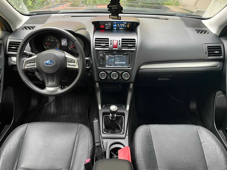 Vand Subaru Forester, model 2013-D,consum 6,2l/100 km.
