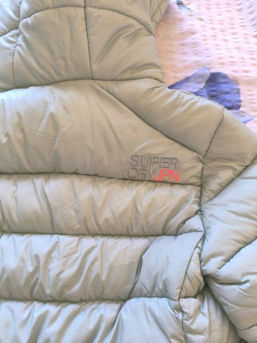 Яке на Superdry цвят мента