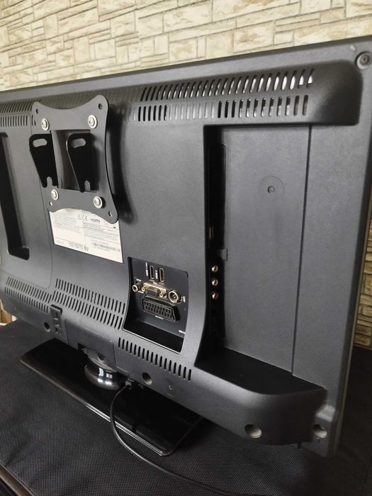 Телевизор JVC Led TV HD ready 24 инча или модел LT-24VH42M LED,