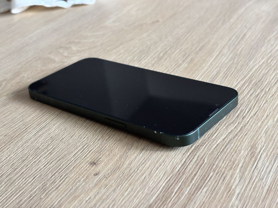 Телефон Iphone 13 128GB