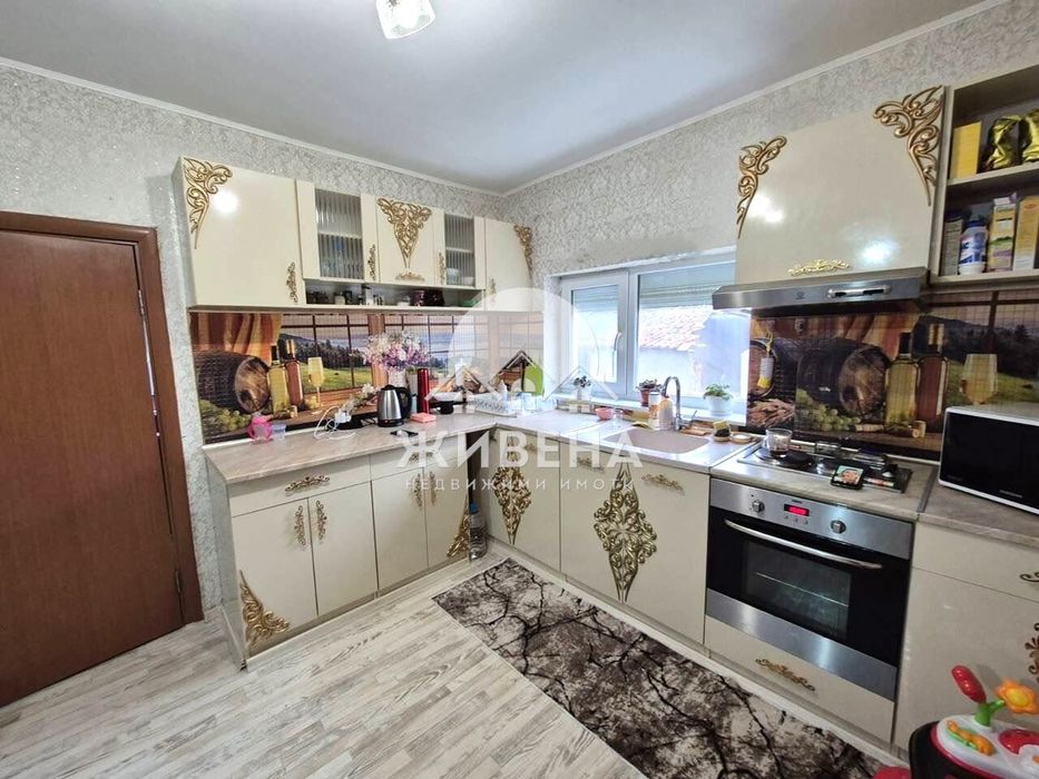 Продава се Къща в Генерал Тошево - 80 кв.м за 415 €/кв.м - Снимка #4