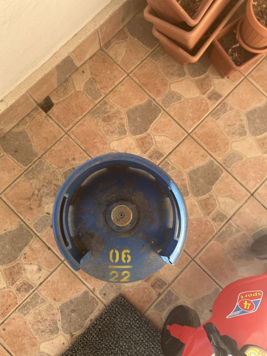 Butelie cu guler / Aragaz