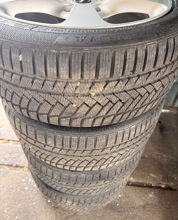 Лети Джанти BORBET със Зимни Гуми 5×120 ET45 18 цола