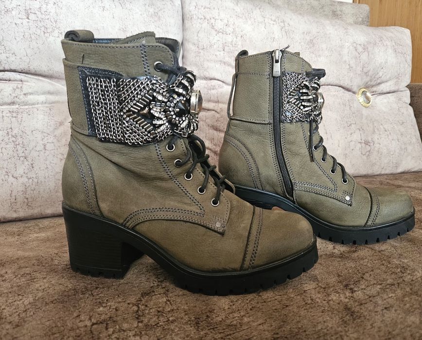 Дамски боти естествена кожа