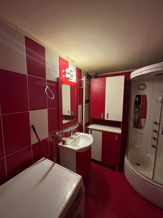 inchiriez apartament