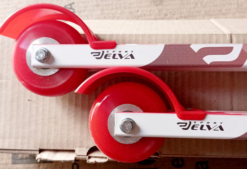 Продам лыжероллеры