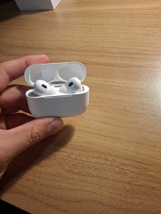 AirPods Pro 2 (USB-C) – stare foarte bună