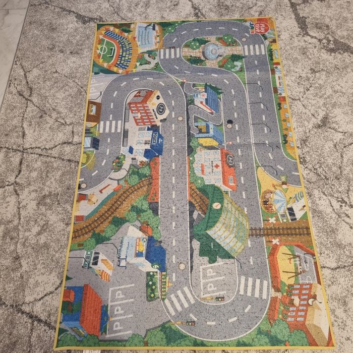 Vand centru de activitati din lemn 5 in 1  si covor de joaca