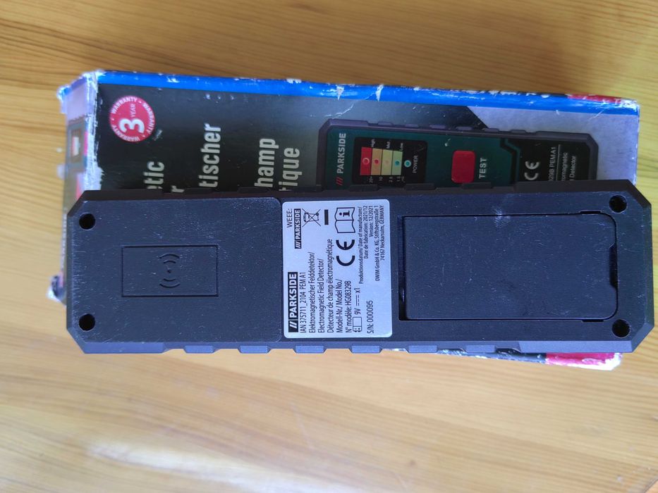Измервател на електромагнитно поле Parkside