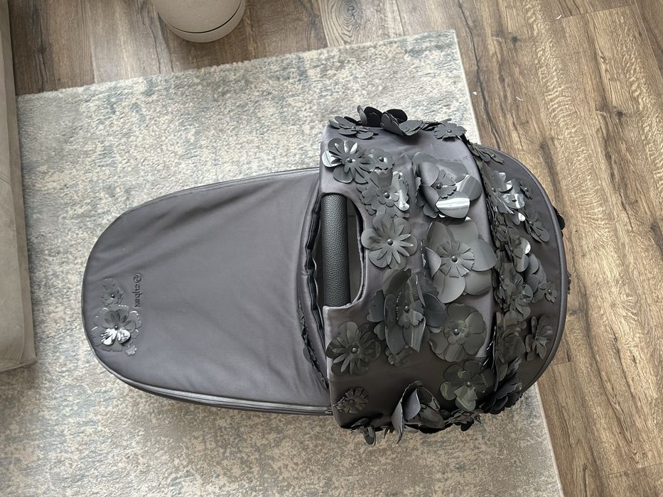 Кош за новородено Cybex Priam Lux