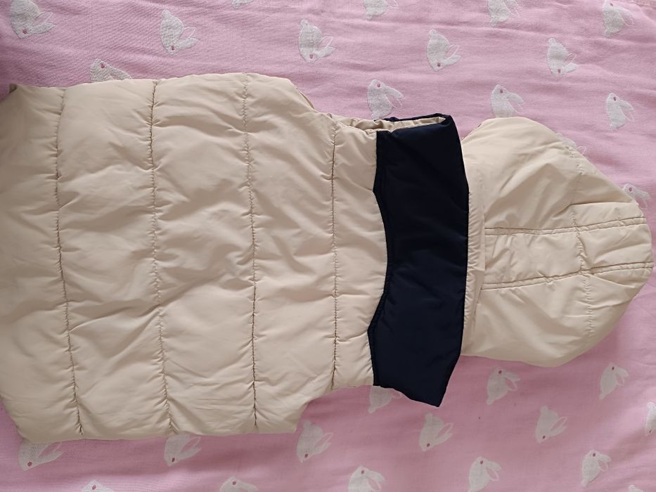 Срочно продам безрукавку детскую