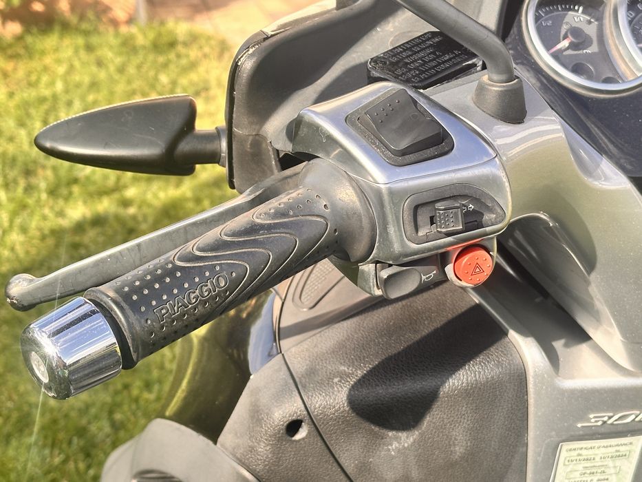 Piaggio mp3, piaggio yourban, piaggio 3 roti, scuter conduci cu B