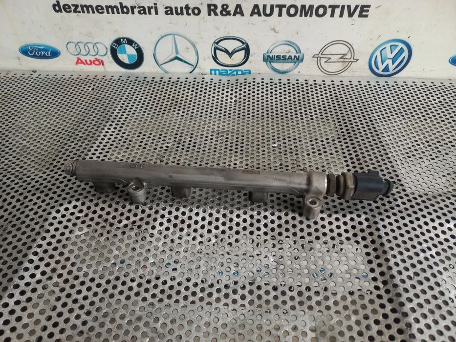 Rampa Injectie Injectoare Vw Seat Skoda Audi 1.0 TSI TFSI Cod 04CG T-Roc Fabia Ibiza Audi A1 Q2 Aro