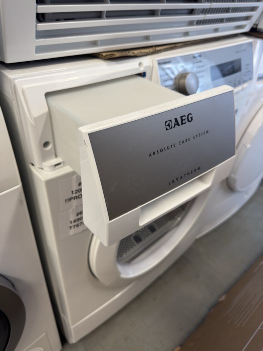 Uscător rufe cu pompă de căldură Lavatherm AEG T76785IH4