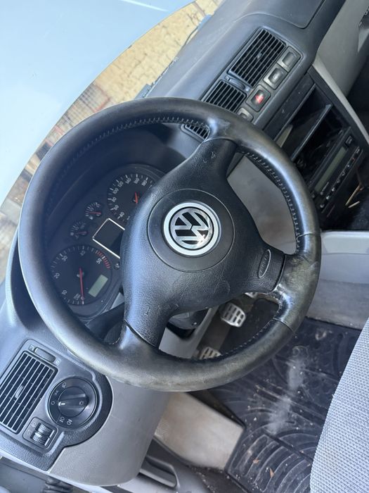 VW Golf 4 1.9tdi 110 - на части