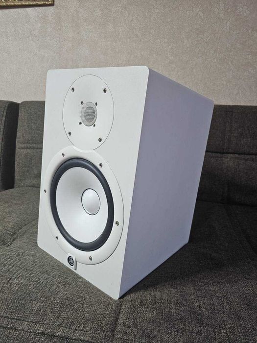 YAMAHA H8 студийные мониторы