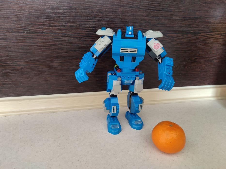 Конструктор lego Лего большой Робот