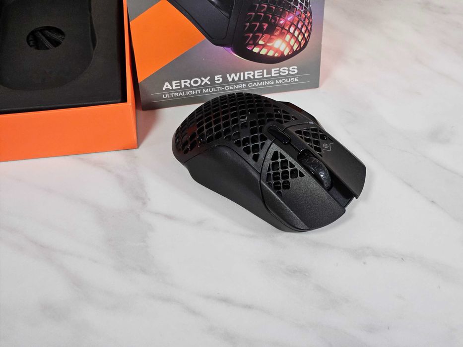 SteelSeries Aerox 5 Wireless – ултралека мишка за истински геймъри