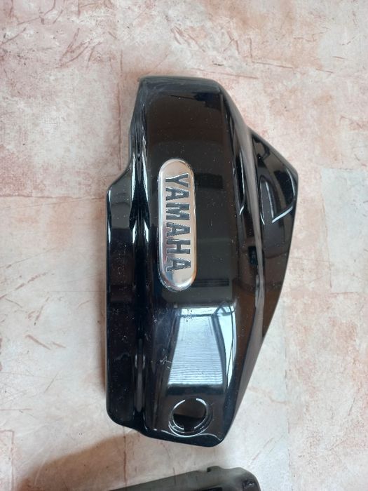 Yamaha XVS1100 Dragstar V-star Части