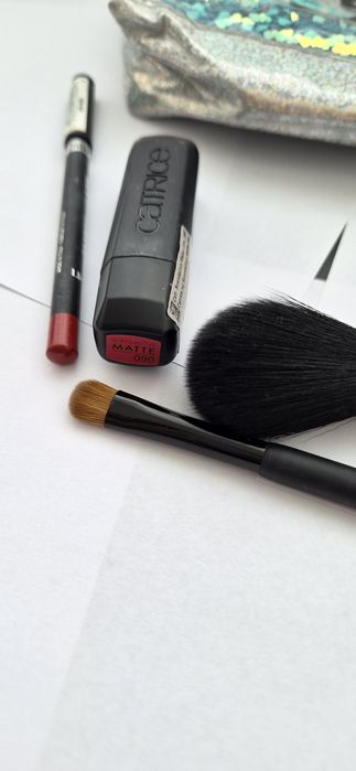 Trusa make-up femei