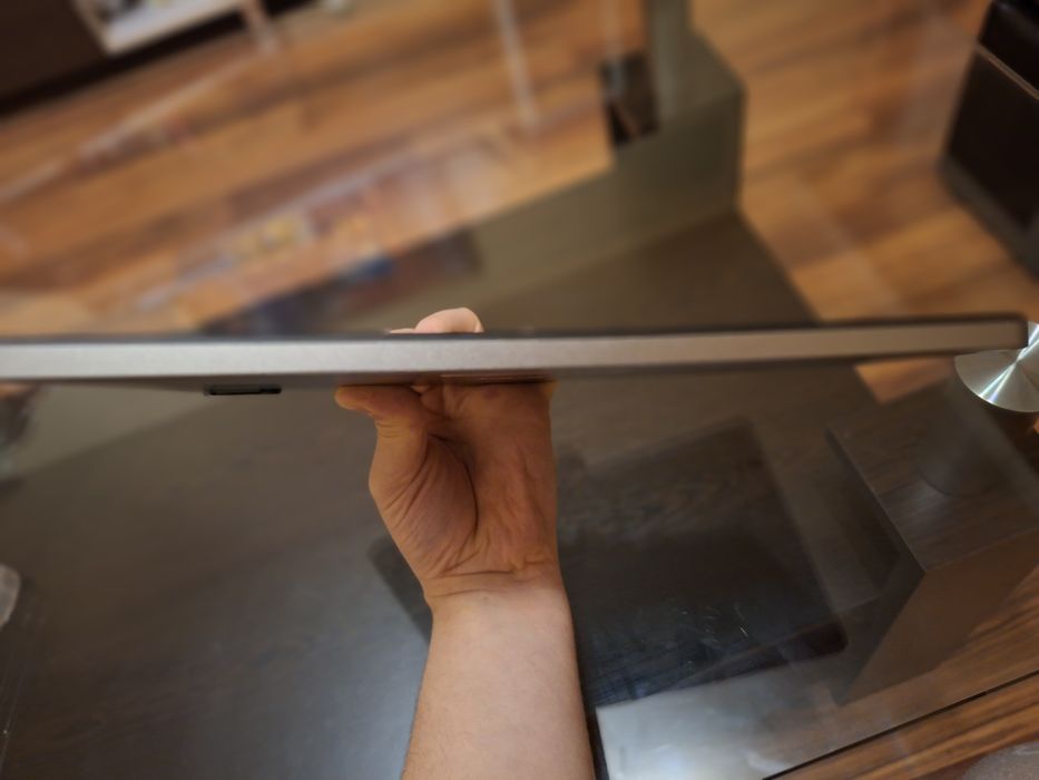 Таблет M10-11 – 128GB – Отлично състояние