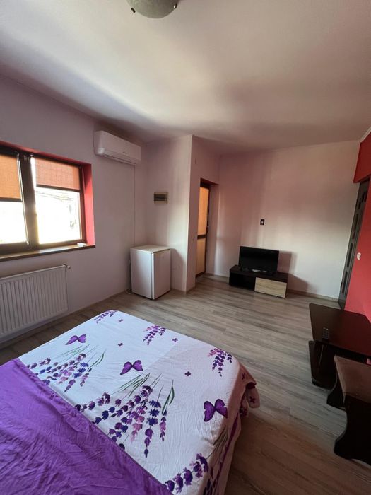 Inchiriez garsonieră in vila organizata precum o pensiune !