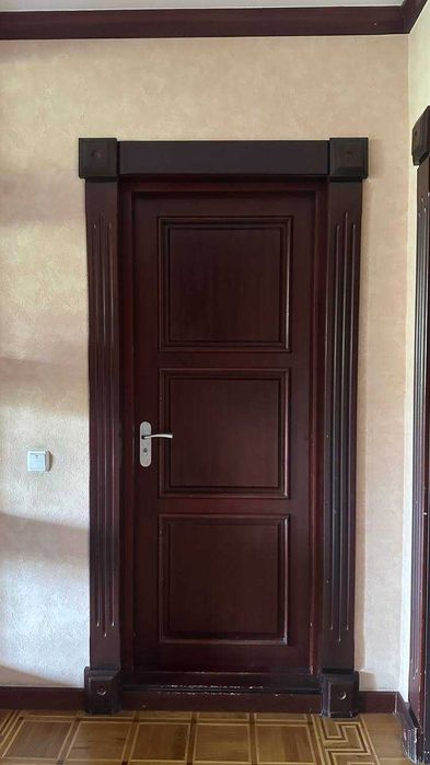 Продаются межкомнатные двери из массива натуральной сосны — 6 шт.