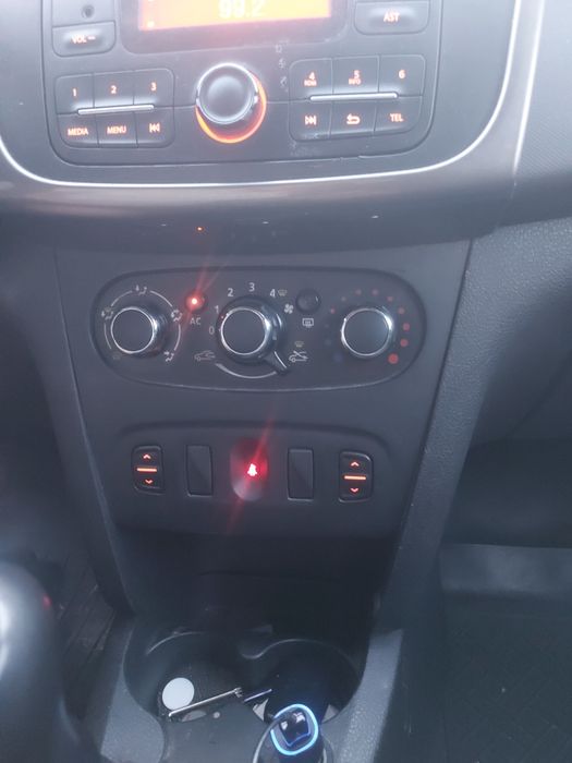 DACIA Logan 2013 — imagine 3