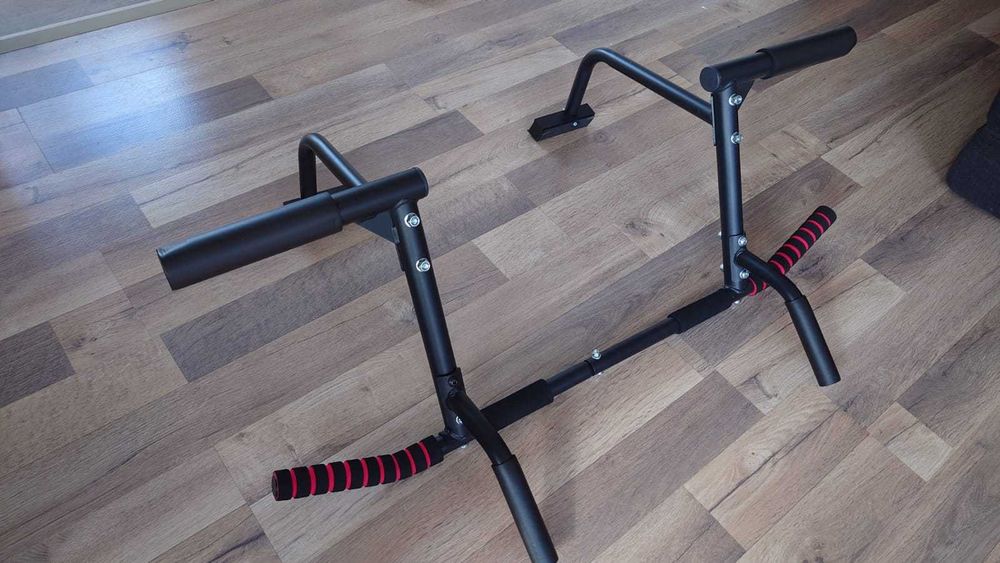 Bara tractiuni multifunctionala pe rama usii