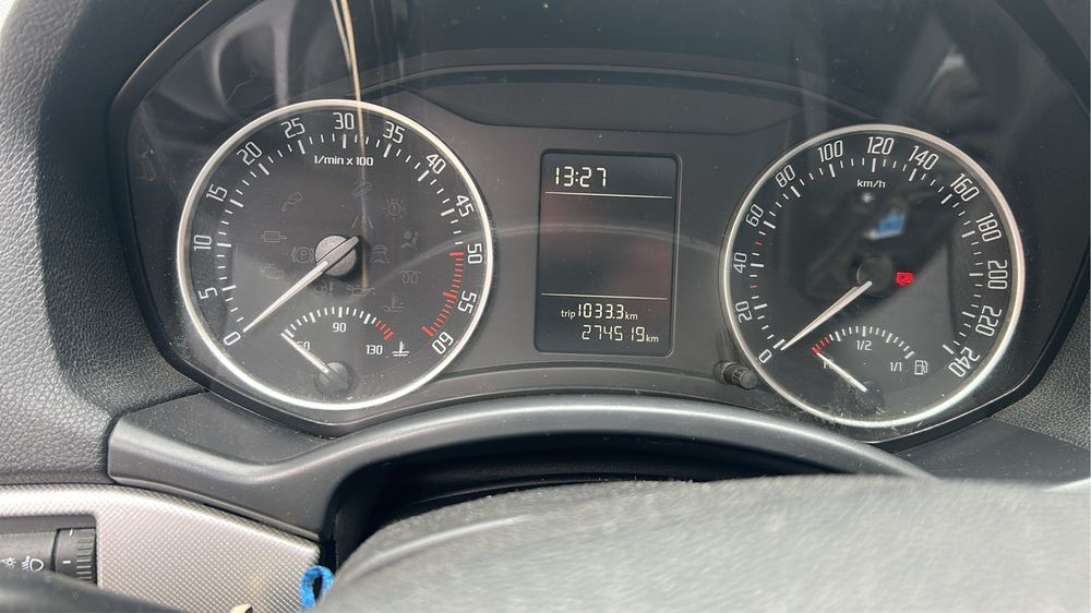SKODA Octavia 2012 — imagine 4
