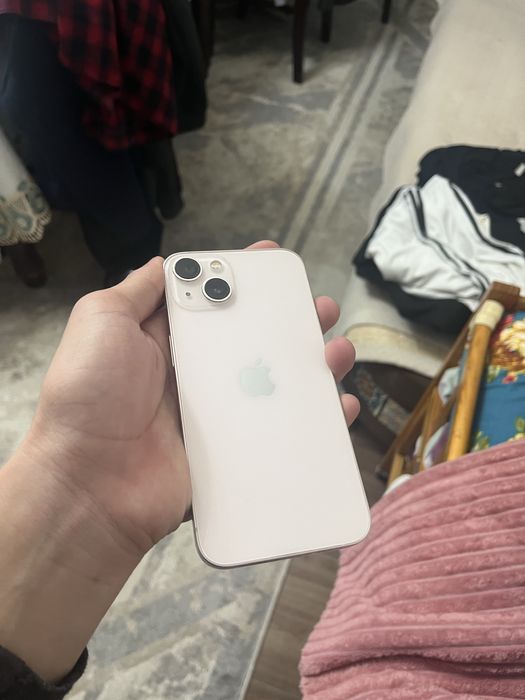 Продам  Айфон 13