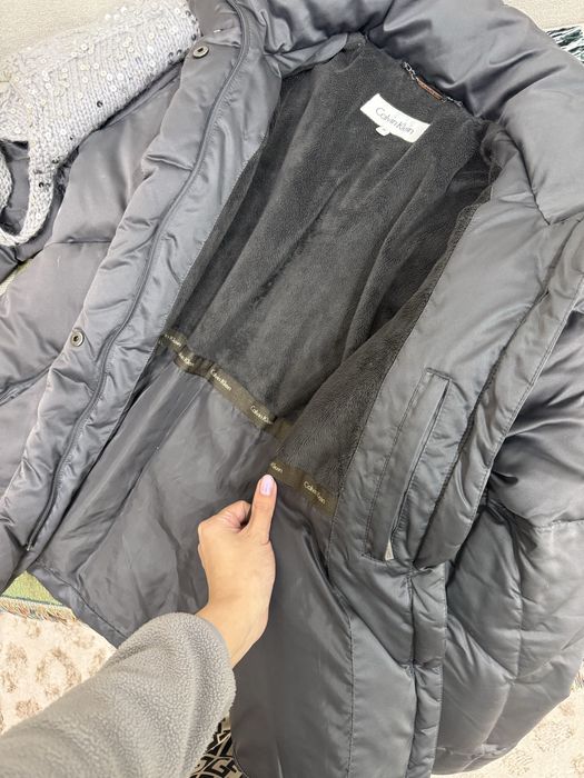 Продам calvin klein куртка и шапка