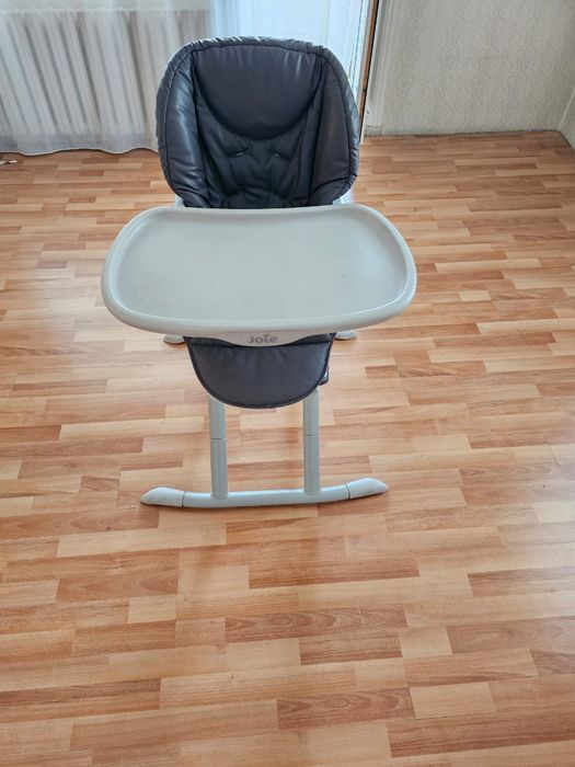 Детское кресло для кормления
