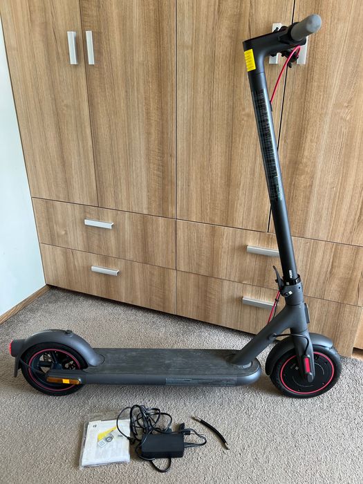 Trotineta electrica Xiaomi 4 Pro 55 km noua
