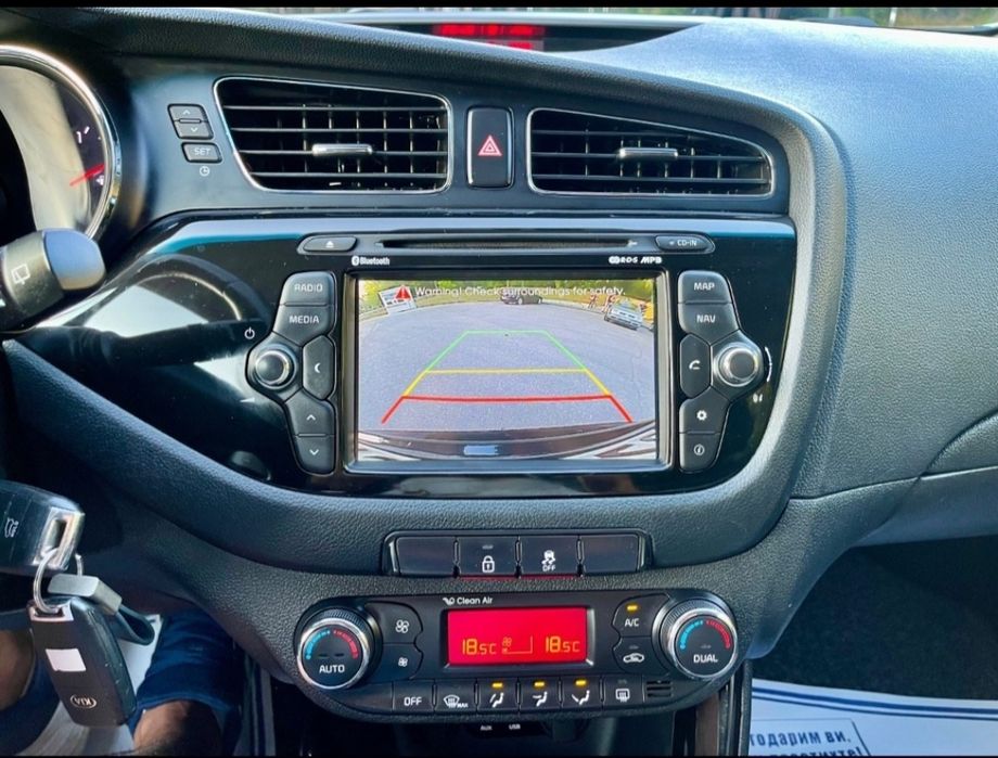 Kia Ceed 1.6 CRDi 110к.с
Kia Ceed

1.6CRDI*HighTec, Комби,
1.6CRDI*Hig