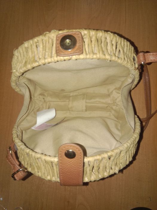 Продаю сумку срочно