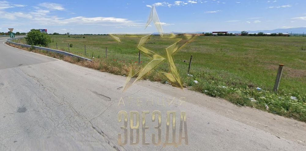Продава се Парцел в с. Белозем, Област Пловдив - 30000 кв.м за 51 €/кв.м - Снимка #2