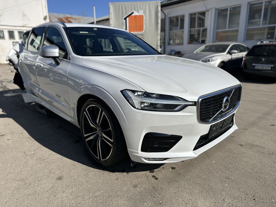 Volvo XC60 R-design 2.0d biturbo 235cp 2018  automat E6.Avariat spate