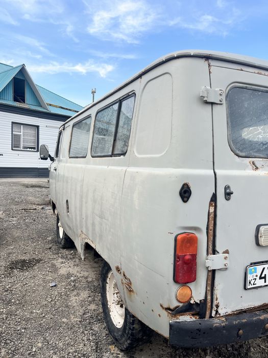 Продам уаз буханка