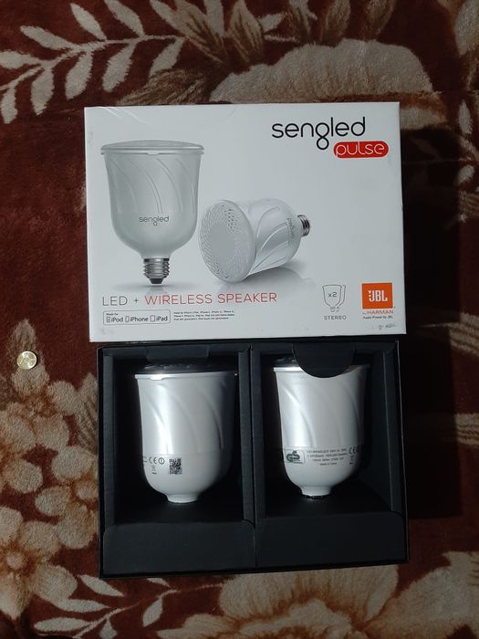 Vand ​2 Becuri LED cu Boxă Wireless JBL - Sengled