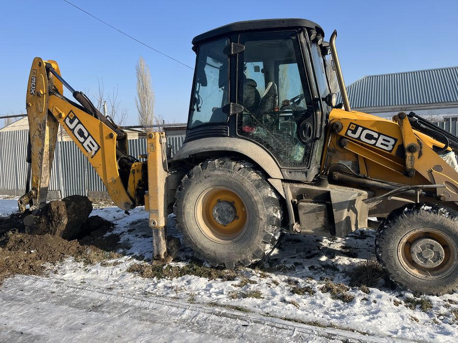 Экскавато погрузчик JCB 3cx 2012года