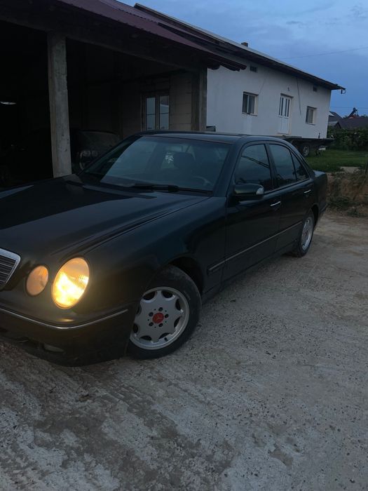 Mercedes e class
