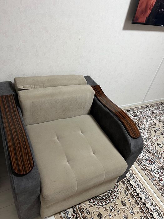 Продам кресло диван