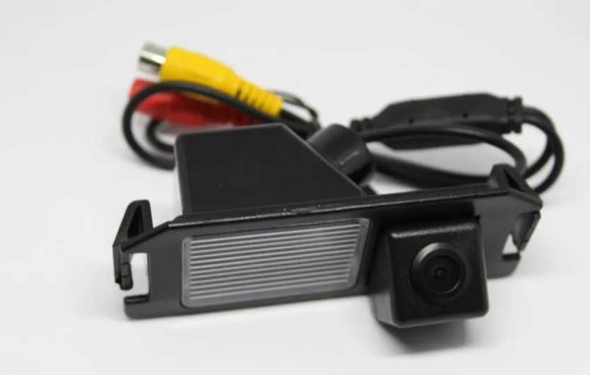 Камера за задно виждане с ПЛАФОН за всички марки и модели - НА СКЛАД