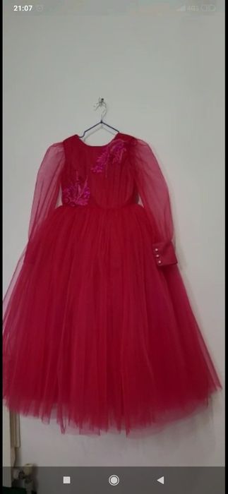 Платье на девочку концертное, на торжество